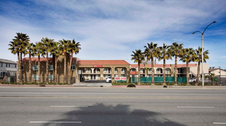 OYO Hotel Palmdale Antelope Valley Exterior