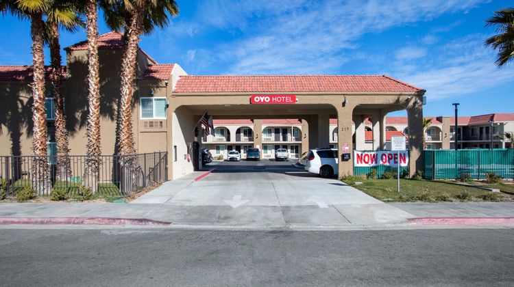OYO Hotel Palmdale Antelope Valley Exterior