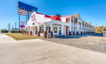 OYO Hotel Waco University Area/ I-35