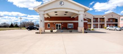 OYO Hotel Valley View TX U.S. 77 Exterior