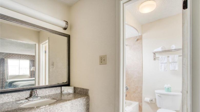 <b>OYO Hotel Alexandria Room</b>. Images powered by <a href="https://www.leonardoworldwide.com/" title="Leonardo Worldwide" target="_blank">Leonardo</a>.