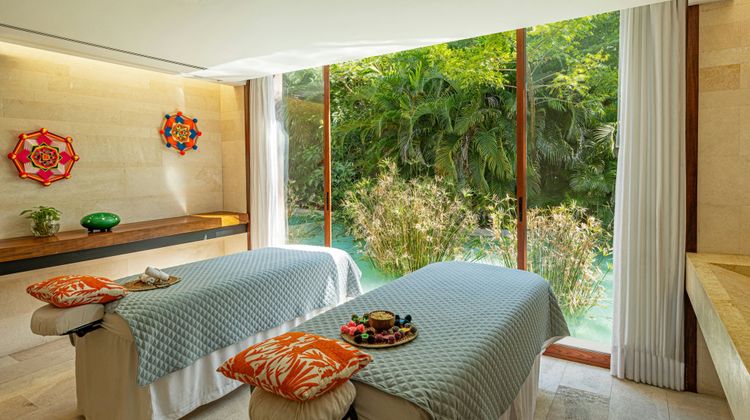 W Punta de Mita Spa