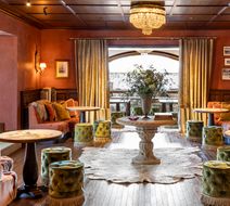 Ancora Cortina Lobby