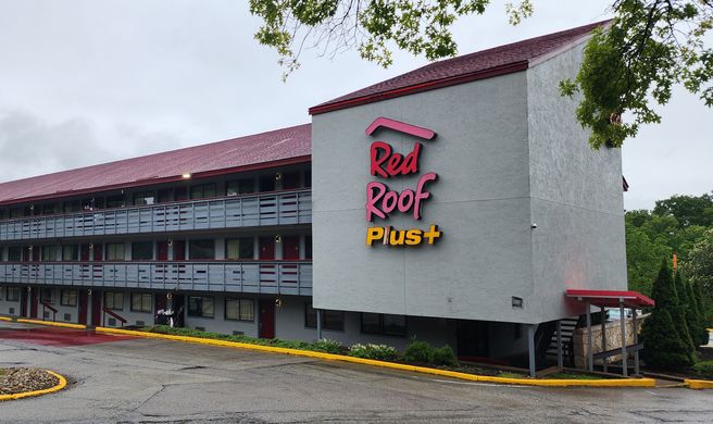 Red Roof PLUS+ Pittsburgh Monroeville Exterior
