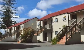 Royal Park Lodge