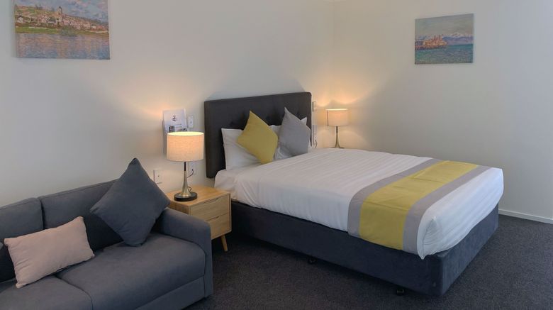 <b>Royal Park Lodge Room</b>. Images powered by <a href="https://www.leonardoworldwide.com/" title="Leonardo Worldwide" target="_blank">Leonardo</a>.
