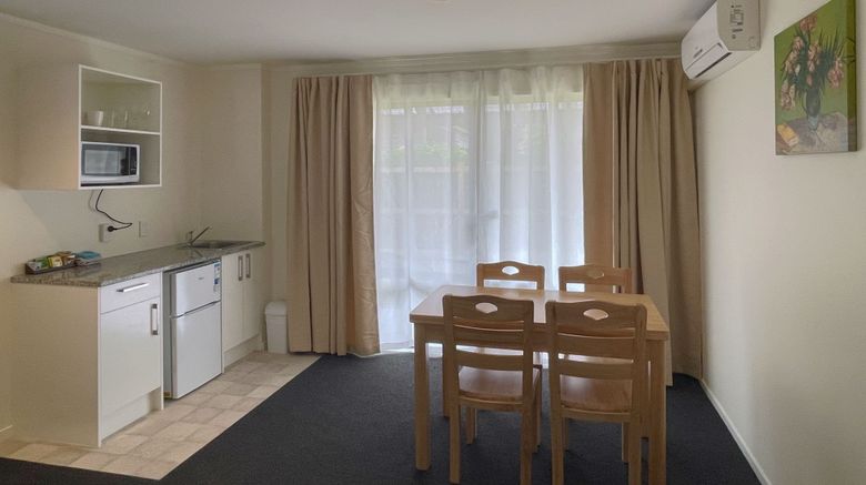 <b>Royal Park Lodge Room</b>. Images powered by <a href="https://www.leonardoworldwide.com/" title="Leonardo Worldwide" target="_blank">Leonardo</a>.