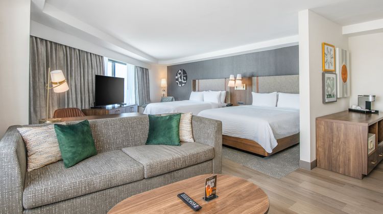 Holiday Inn Torrance Suite