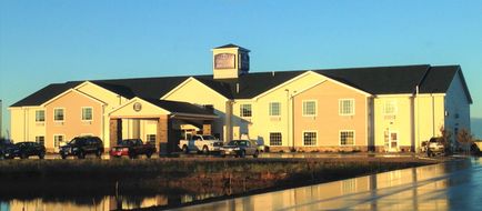 Cobblestone Hotel & Suites Pulaski Exterior