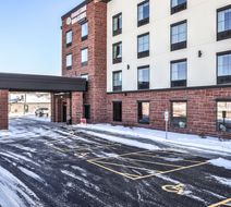 Cobblestone Hotel & Suites Exterior