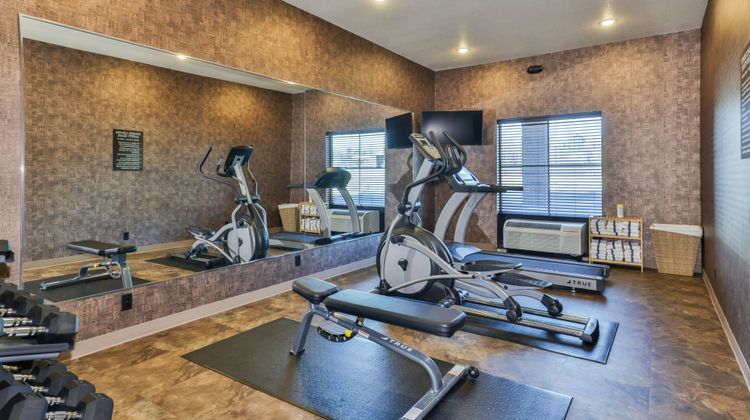 Cobblestone Hotel & Suites Health Club