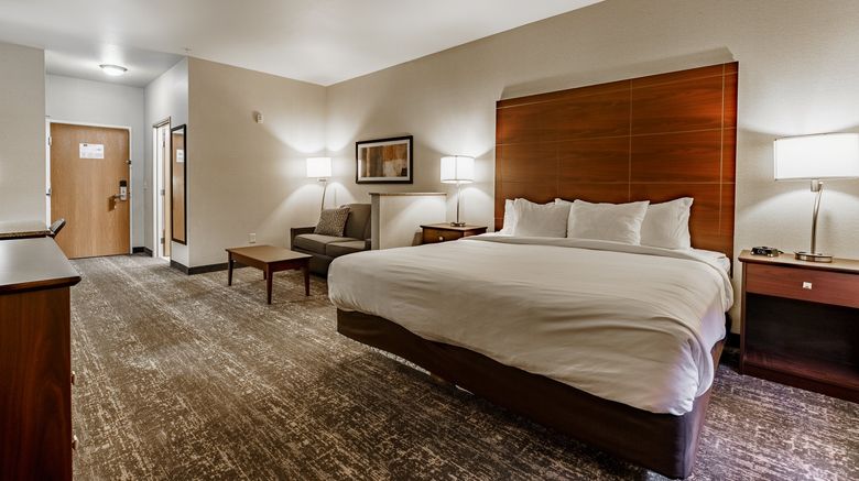 <b>Cobblestone Hotel and Suites Room</b>. Images powered by <a href="https://www.leonardoworldwide.com/" title="Leonardo Worldwide" target="_blank">Leonardo</a>.