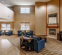Cobblestone Hotel and Suites Lobby