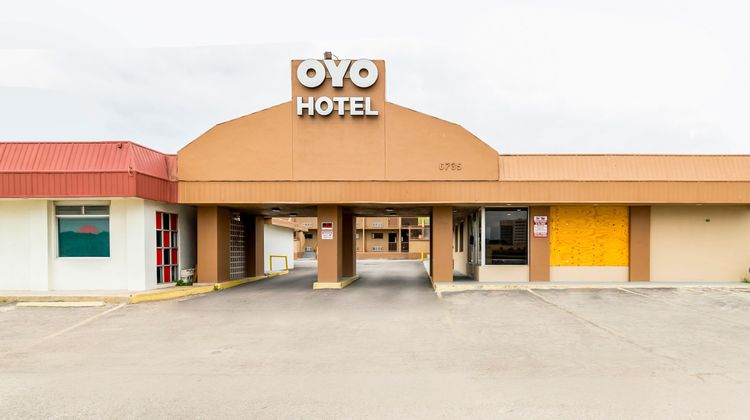 OYO Hotel Lackland AF Base North Exterior