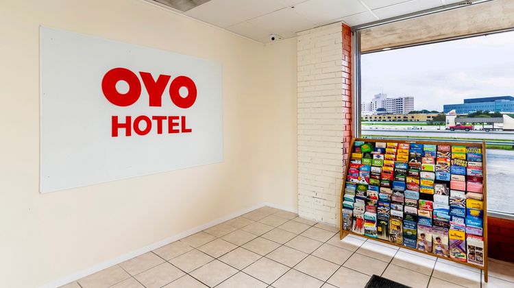 OYO Hotel Lackland AF Base North Lobby