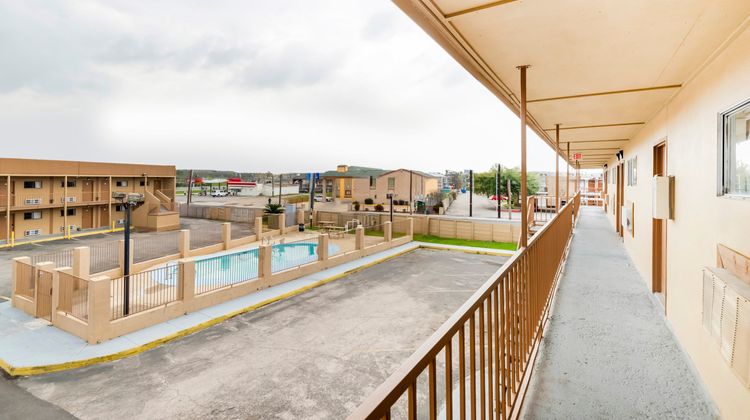 OYO Hotel Lackland AF Base North Lobby