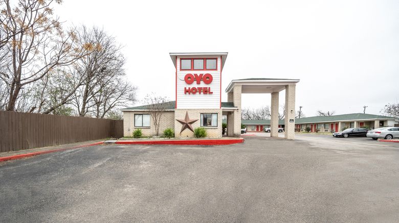 OYO Hotel San Antonio near AT and T Center Exterior. Images powered by <a href="https://www.leonardoworldwide.com" target="_blank" rel="noopener">Leonardo</a>.