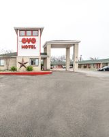 OYO Hotel San Antonio near AT&T Center
