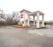 OYO Hotel San Antonio near AT&T Center Exterior