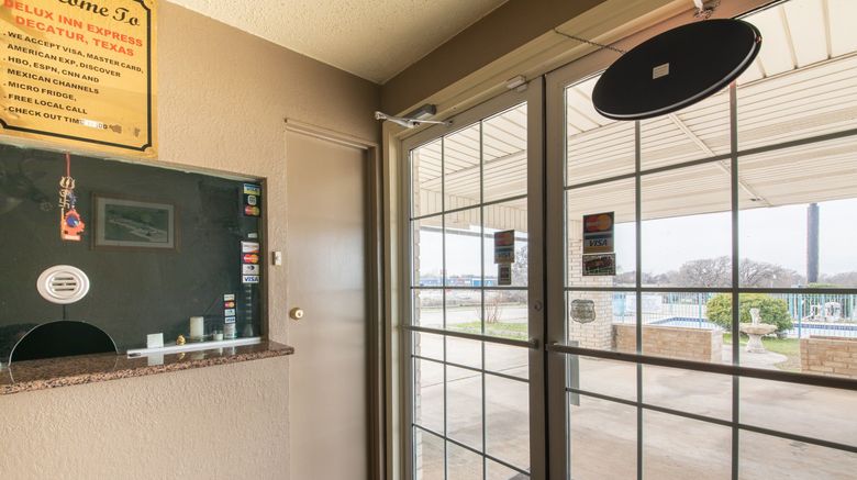 <b>OYO Hotel Decatur TX Hwy 287 Northwest Lobby</b>. Images powered by <a href="https://www.leonardoworldwide.com/" title="Leonardo Worldwide" target="_blank">Leonardo</a>.