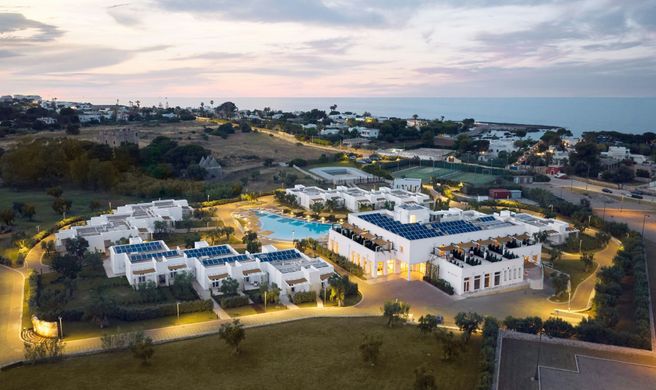Cala Ponte Resort & Spa Exterior