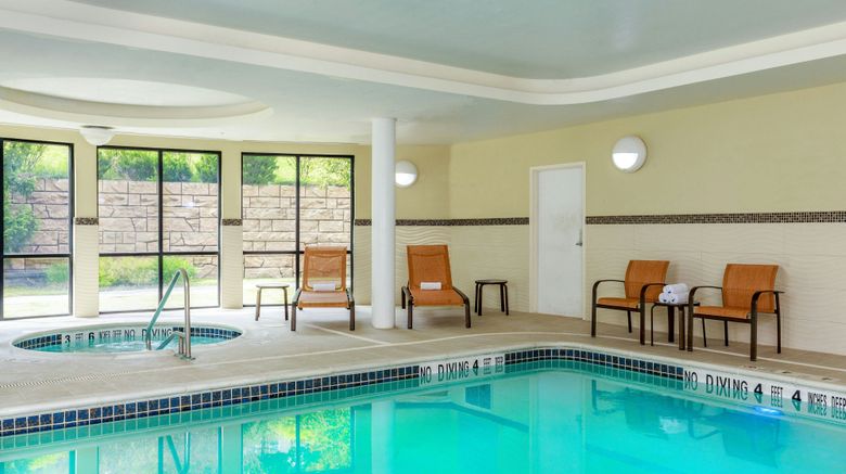 <b>Courtyard Oneonta Pool</b>. Images powered by <a href="https://www.leonardoworldwide.com/" title="Leonardo Worldwide" target="_blank">Leonardo</a>.