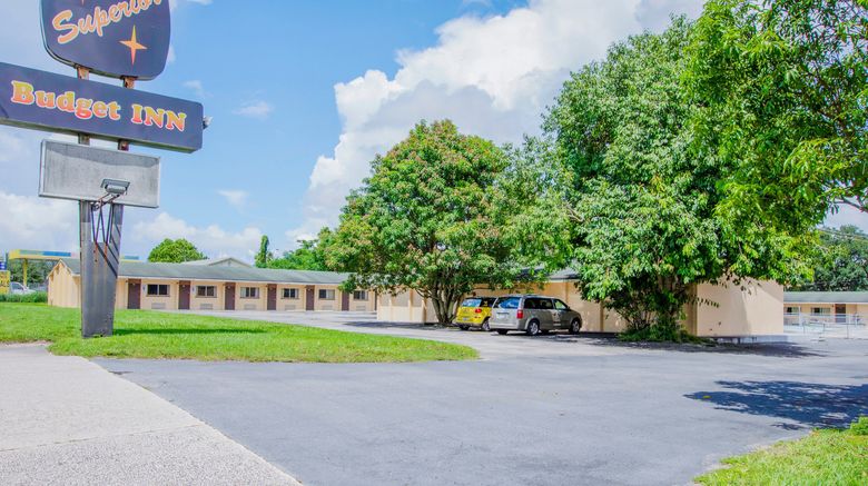 <b>OYO Superior Budget Inn Bartow Exterior</b>. Images powered by <a href="https://www.leonardoworldwide.com/" title="Leonardo Worldwide" target="_blank">Leonardo</a>.