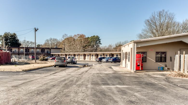<b>OYO Hotel Bald Knob AR Hwy 64 Exterior</b>. Images powered by <a href="https://www.leonardoworldwide.com/" title="Leonardo Worldwide" target="_blank">Leonardo</a>.