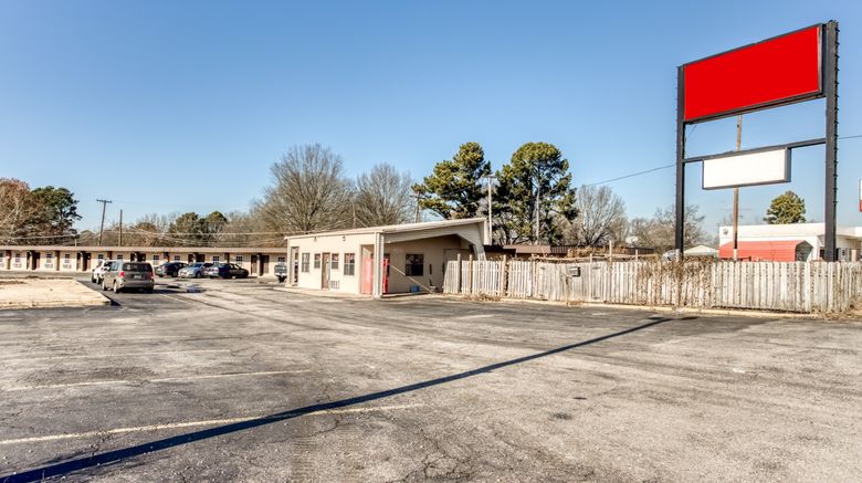 <b>OYO Hotel Bald Knob AR Hwy 64 Exterior</b>. Images powered by <a href="https://www.leonardoworldwide.com/" title="Leonardo Worldwide" target="_blank">Leonardo</a>.