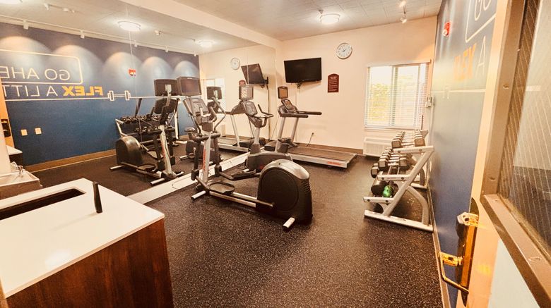 <b>Holiday Inn Express & Suites Berkeley Health Club</b>. Images powered by <a href="https://www.leonardoworldwide.com/" title="Leonardo Worldwide" target="_blank">Leonardo</a>.