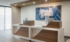 Holiday Inn Dallas Market Center
