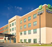 Holiday Inn Express Kermit Exterior