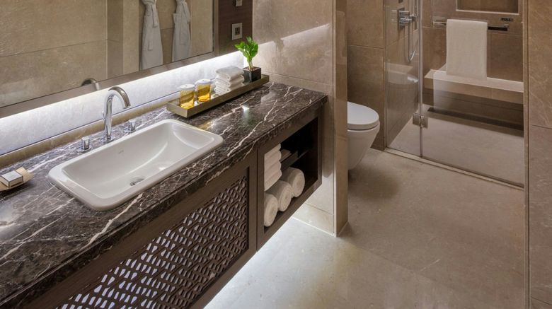 <b>JW Marriott Mumbai Sahar Room</b>. Images powered by <a href="https://www.leonardoworldwide.com/" title="Leonardo Worldwide" target="_blank">Leonardo</a>.