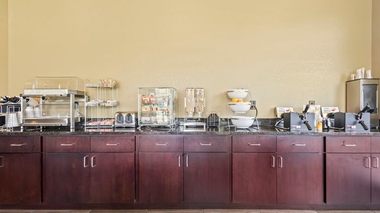 Cobblestone Hotel & Suites Restaurant