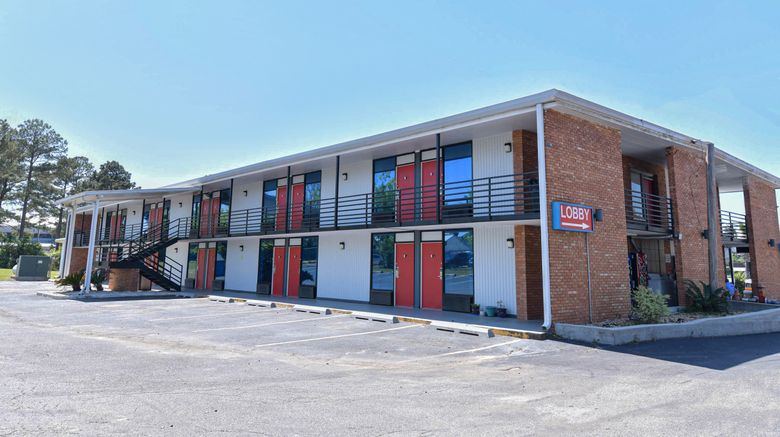 <b>OYO Hotel Valdosta Exterior</b>. Images powered by <a href="https://www.leonardoworldwide.com/" title="Leonardo Worldwide" target="_blank">Leonardo</a>.