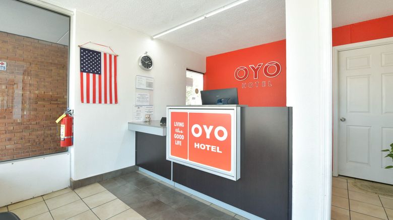 <b>OYO Hotel Valdosta Lobby</b>. Images powered by <a href="https://www.leonardoworldwide.com/" title="Leonardo Worldwide" target="_blank">Leonardo</a>.