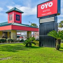 OYO Lake Park Inn