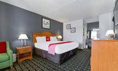 OYO Lake Park Inn