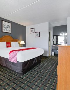 OYO Lake Park Inn