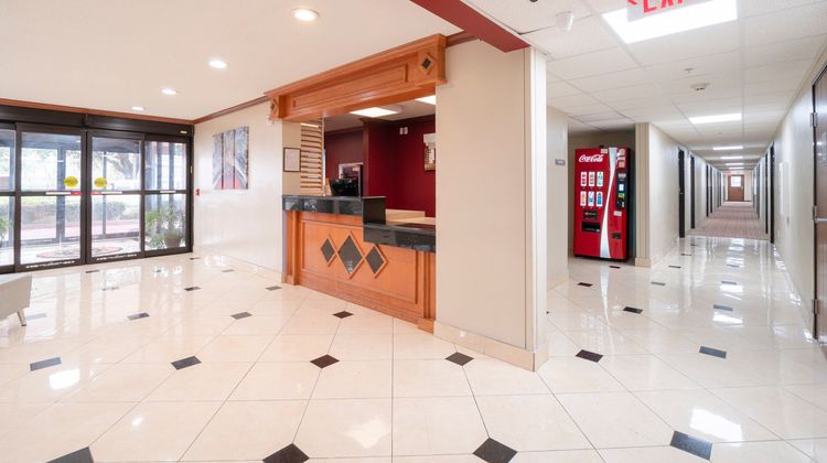 The Grand Tuscany Hotel Lobby