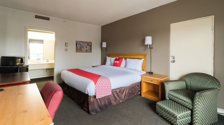 <b>OYO Hotel Sumter SC Downtown Room</b>. Images powered by <a href="https://www.leonardoworldwide.com/" title="Leonardo Worldwide" target="_blank">Leonardo</a>.