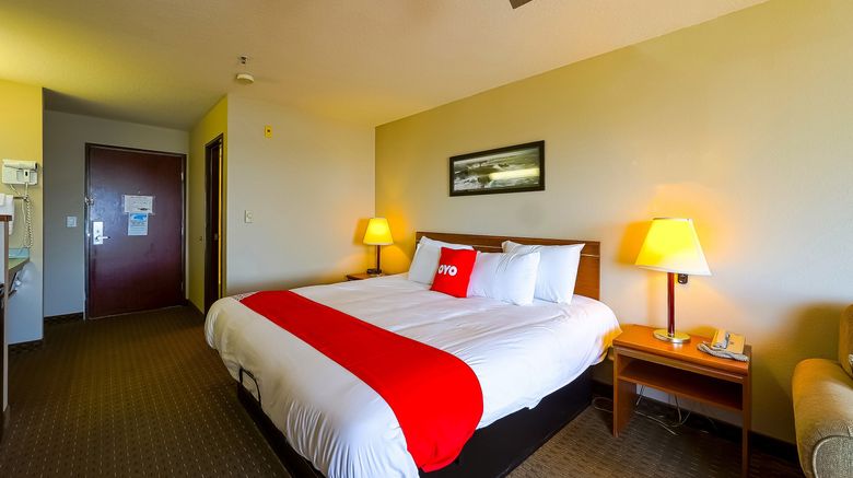 <b>Siletz Bay Lodge Room</b>. Images powered by <a href="https://www.leonardoworldwide.com/" title="Leonardo Worldwide" target="_blank">Leonardo</a>.