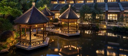 Sheraton Grand Wetland Park Resort Exterior