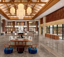 Sheraton Grand Wetland Park Resort Lobby