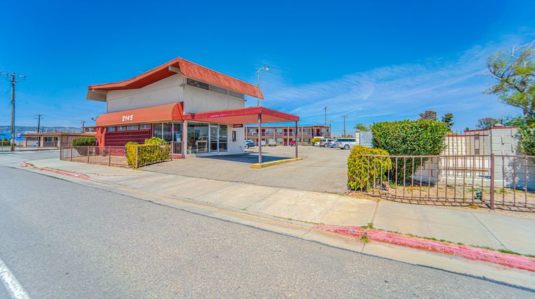 <b>Mojave Hotel Exterior</b>. Images powered by <a href="https://www.leonardoworldwide.com/" title="Leonardo Worldwide" target="_blank">Leonardo</a>.