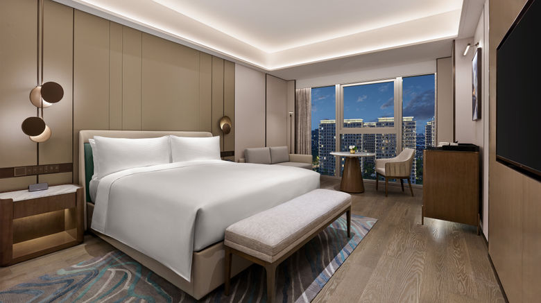 <b>Hilton SHA G Hongqiao Room</b>. Images powered by <a href="https://www.leonardoworldwide.com/" title="Leonardo Worldwide" target="_blank">Leonardo</a>.