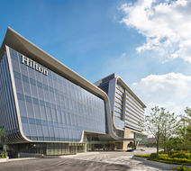 Hilton SHA G Hongqiao Exterior