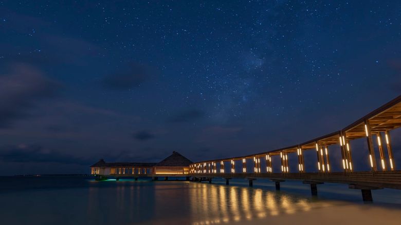 <b>Hurawalhi Island Resort, Maldives Restaurant</b>. Images powered by <a href="https://www.leonardoworldwide.com/" title="Leonardo Worldwide" target="_blank">Leonardo</a>.