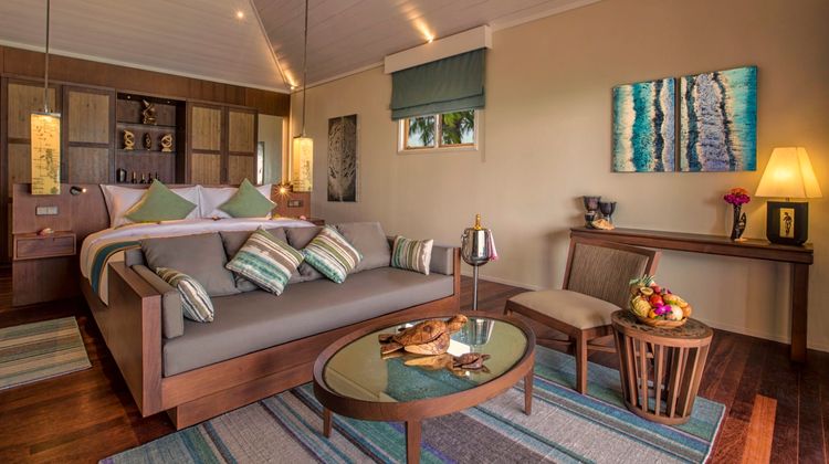 Hurawalhi Island Resort, Maldives Lobby