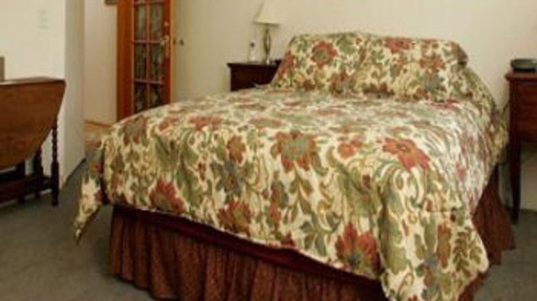 <b>Inn at Creek Street & New York Hotel Room</b>. Images powered by <a href="https://www.leonardoworldwide.com/" title="Leonardo Worldwide" target="_blank">Leonardo</a>.